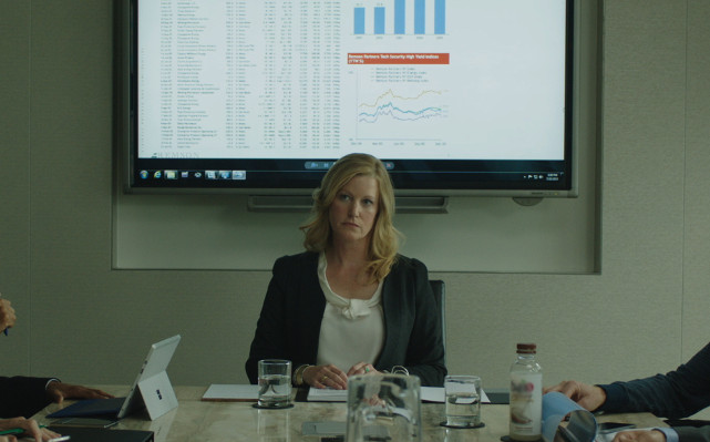 Investmentbankerin Anna Gunn bahnt sich unmittelbar nach der Finanzkrise ihren Weg durch den umstrittenen Börsengang eines Tech-Unternehmens. (© Sony Pictures)