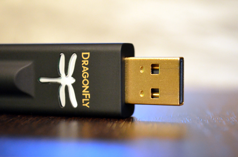 Der DragonFly Black wird via USB an das jeweilige Quellgerät gekoppelt.